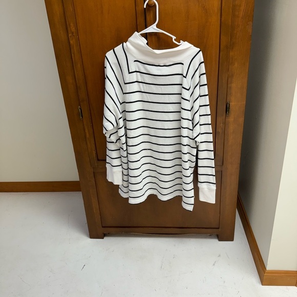 J. Crew striped sweater/ long sleeve shirt 2XL L30in 26-27in pit 3button collar - Picture 2 of 10